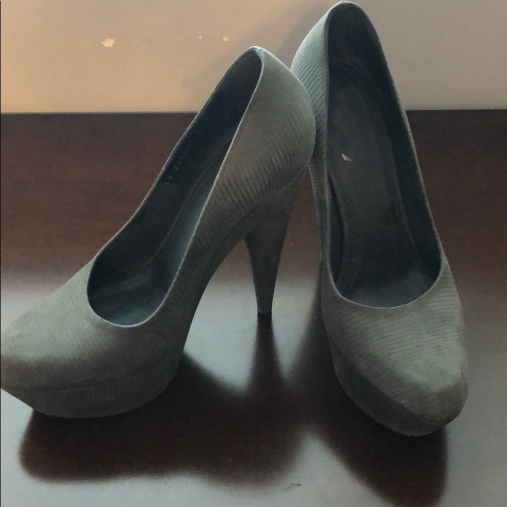 YSL Grey platform